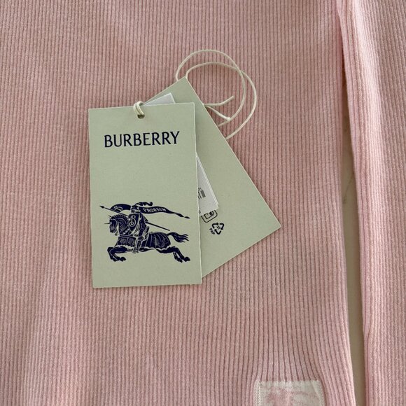 Burberry Small Pink Wool Equestrian Patch Turtleneck - Picture 14 of 16